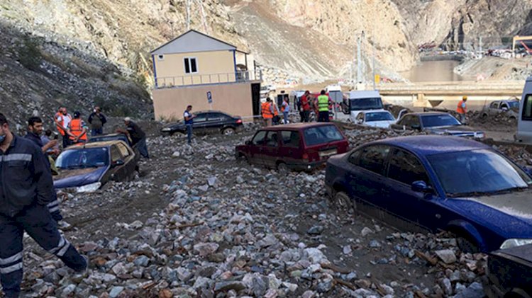 Artvin'de sel! 4 kişi yaşamını yitirdi