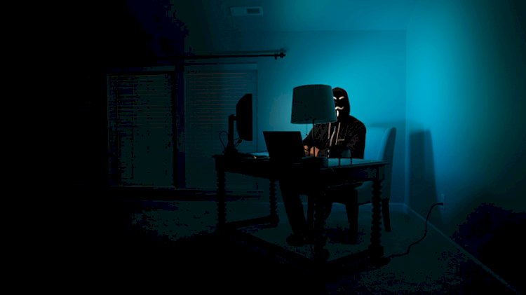 Twitter'ı hackleyenler 110 bin dolar topladı