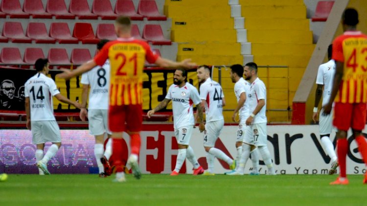 Futbolculara 'maske' cezası geldi