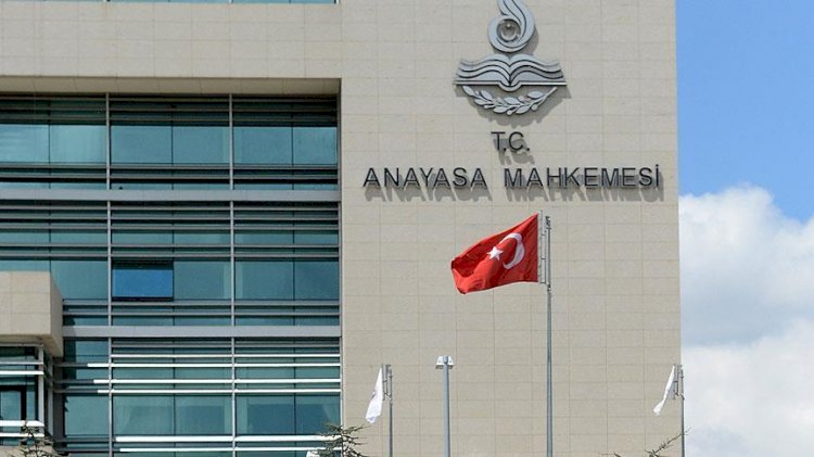 AYM'den çoklu baro ve bekçilik düzenlemesi kararı