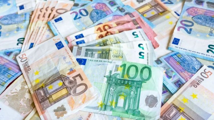 Euro 8 Lira sınırında