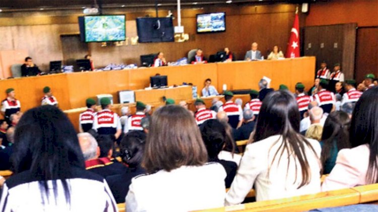 Kumpası FEM dersanesinde hazırladılar... FETÖ'nün izi 5 No'lu CD'de çıktı!