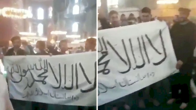 Ayasofya’da da Taliban bayrağı açtılar!