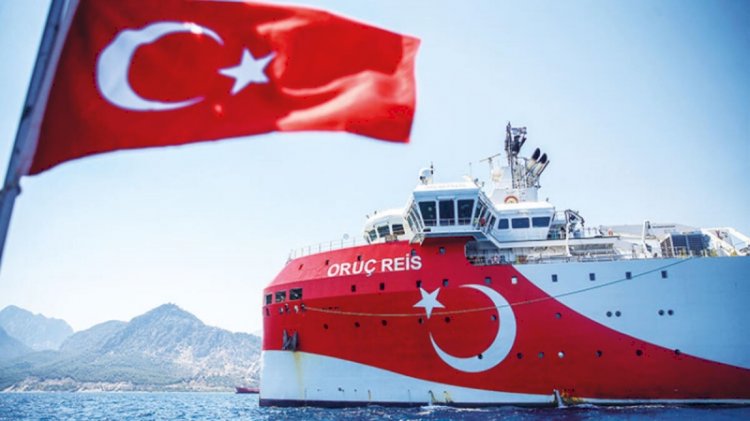 Oruç Reis'ten dolayı panikleyen Yunanistan ve Fransa'dan Doğu Akdeniz'de ortak tatbikat