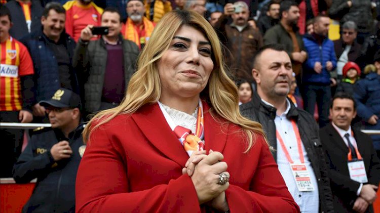 Berna Gözbaşı: Biz Beşiktaş'a Mensah için söz verdik