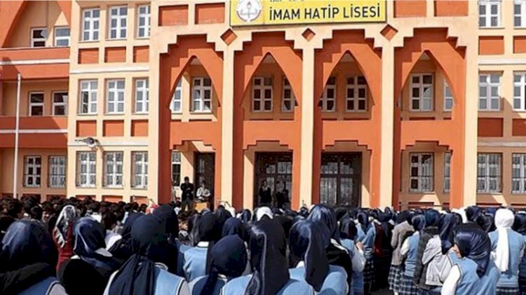 'İmam hatip müfredatı bütün okullarda uygulansın'