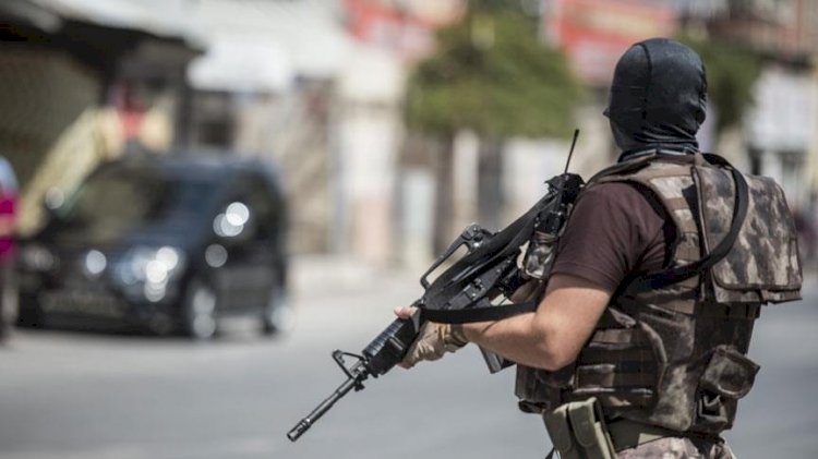 PKK operasyonunda 26 öğretmene gözaltı