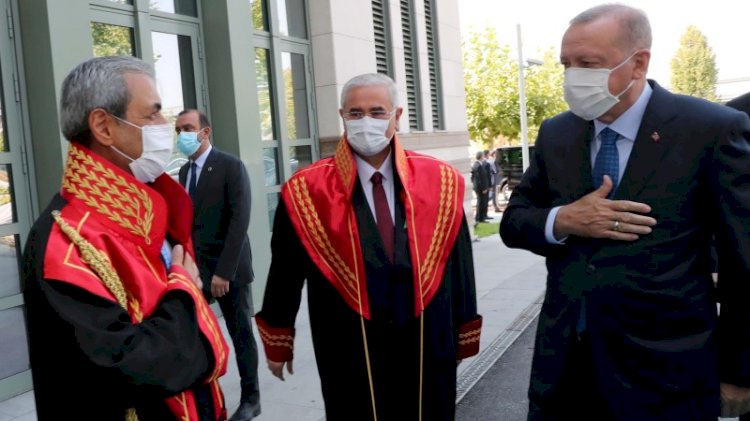Erdoğan'dan 'İstanbul Barosu' açıklaması: Avukatlıktan da ihraç olmalı