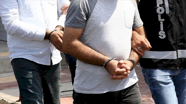Öğretmenlere FETÖ operasyonu