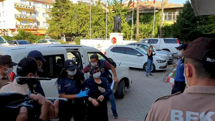 Uykudaki kocasını baltayla öldürdü