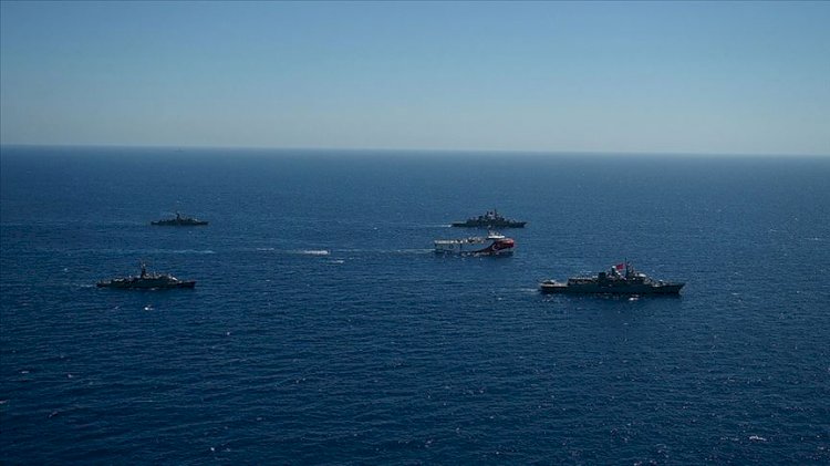 Koramiral Erenoğlu'ndan 'masaya oturma' uyarısı: Doğu Akdeniz tartışmaya açılamaz!