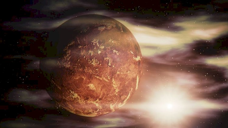 Bilim insanları Venüs’te yaşam belirtisi keşfetti