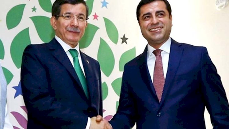 Ahmet Davutoğlu’ndan Selahattin Demirtaş’a: Görüşmekten çekinmem