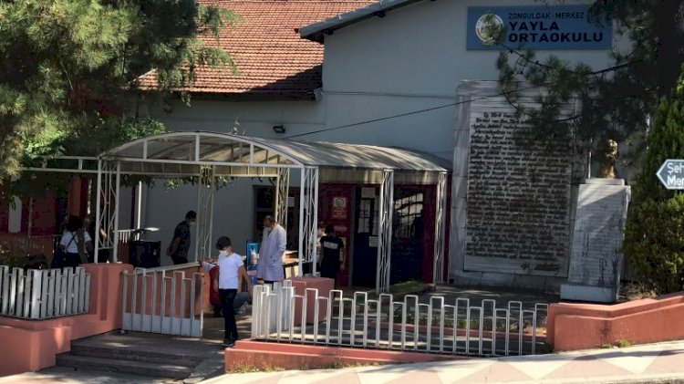 Öğrencide koronavirüs çıktı tüm sınıf karantinaya alındı