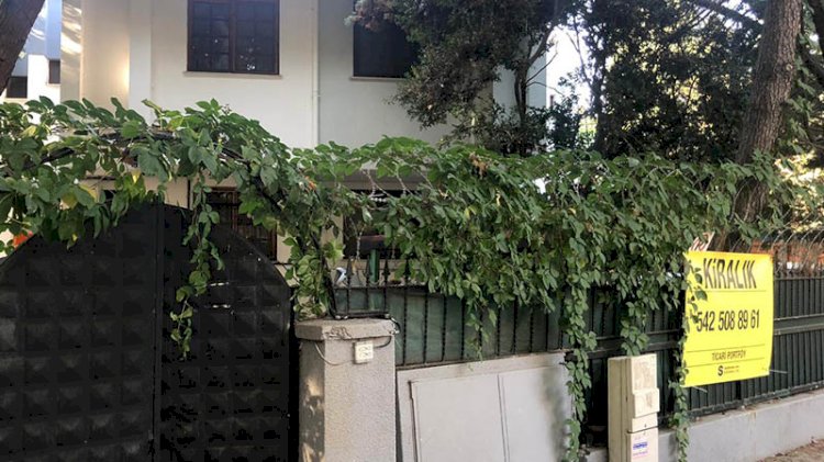 Halil Sezai'nin oturduğu villa kiralığa çıkarıldı