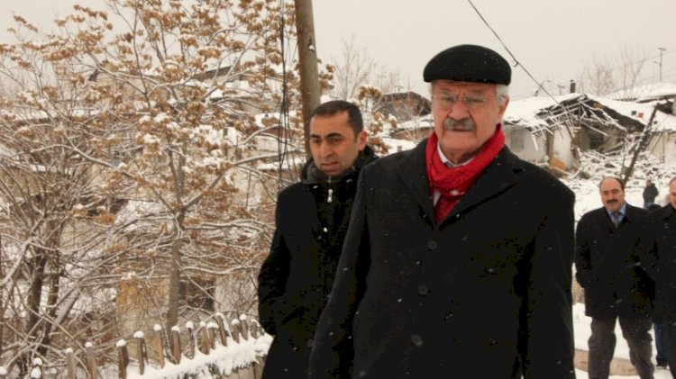 Zehirli örümcek ısırdı...Eski belediye başkanı yoğun bakımda!
