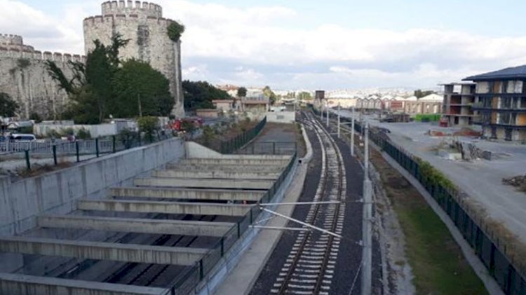 Marmaray'da seferler durduruldu