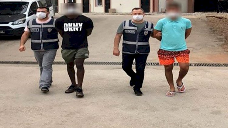 Gasbettiği 267 bin lira değerindeki saati makatına sakladı