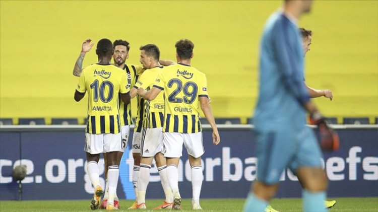 Fenerbahçe yeni santraforunun golleriyle kazandı