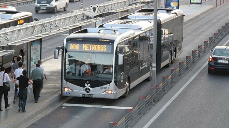 Metrobüs kaldırılıyor, İBB çalışmalara başladı