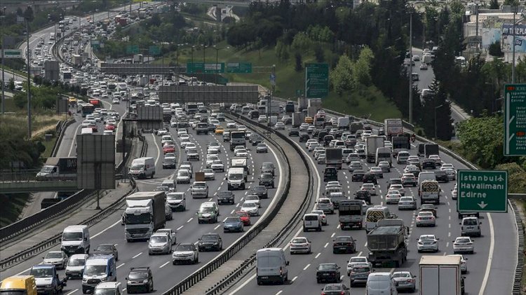 İstanbul'da trafik kilitlendi