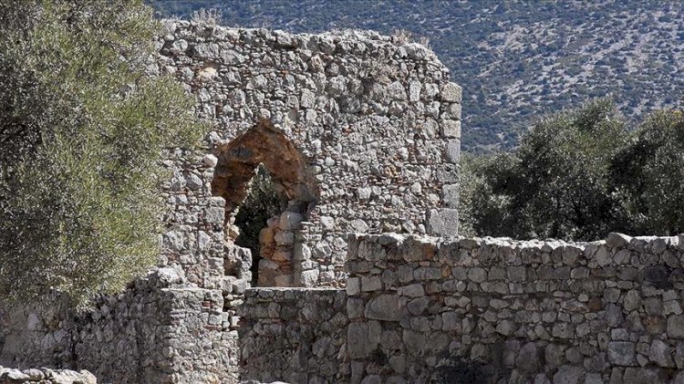 Kazılarda bulunan oyuncaklar Roma ve Türk dönemi yaşamına ışık tutuyor