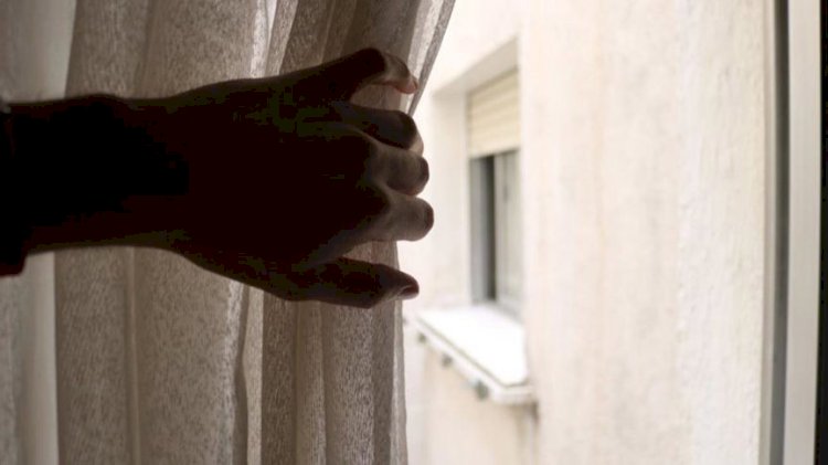 Mastürbasyon yapan komşusundan şikayetçi olmuştu: Davada karar çıktı