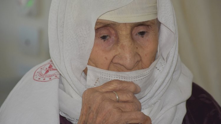120 yaşındaki kadın koronavirüsü yendi