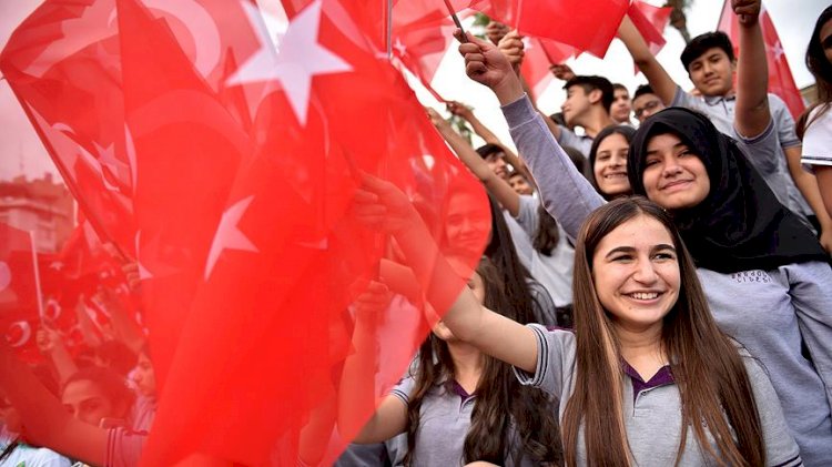 Tüm yurtta 29 Ekim Cumhuriyet Bayramı heyecanı yaşanacak