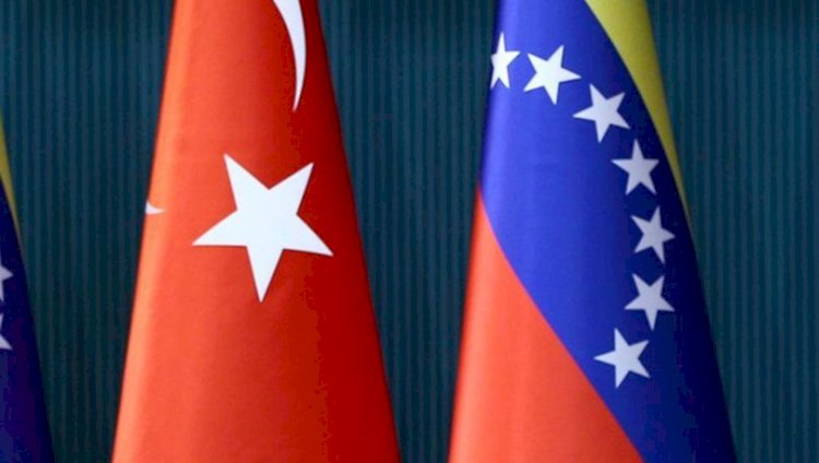 Venezuela 29 Ekim’i kutladı: Yaşasın Türkiye!