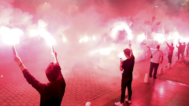 Antalya'da mobil fener alayı ile 29 Ekim şöleni