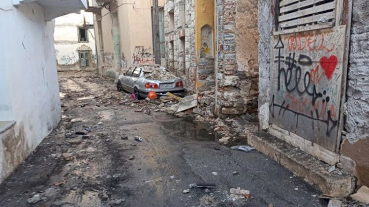 Depremin merkez üssü Yunan adası Sisam'dan ilk fotoğraflar