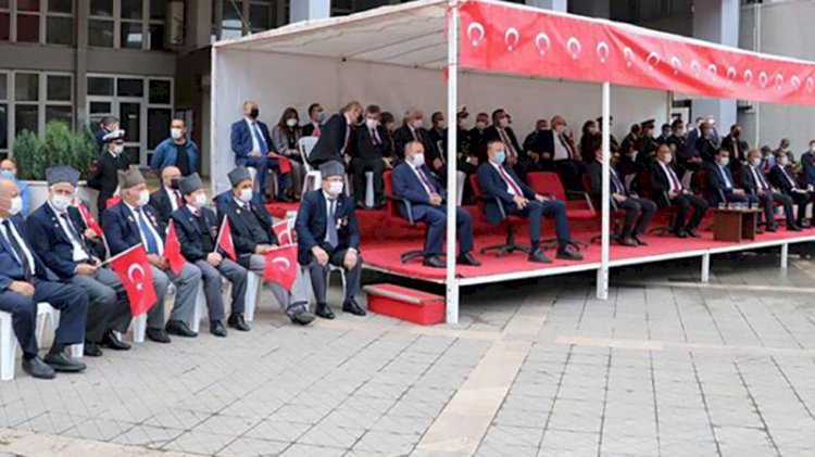 Zonguldak'taki 29 Ekim töreninde gazilere ayıp