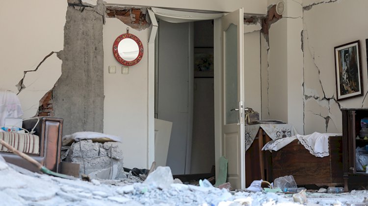 İzmir depreminden son görüntüler