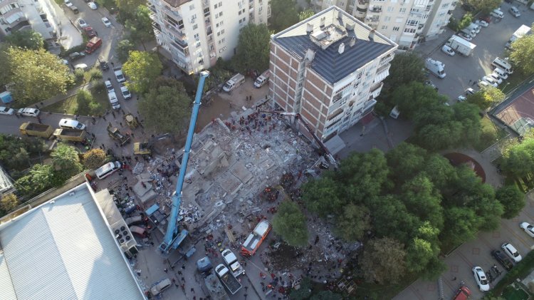 Yıkılan 2 bina için çürük raporu verilmiş!