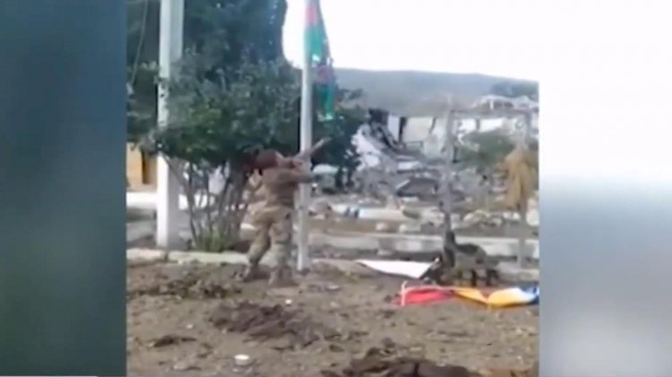 İşgalden kurtarılan kente Azerbaycan bayrağı diken kahraman asker şehit düştü