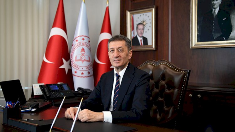 Ziya Selçuk: Okulların sokaktan daha güvenli olduğunu ispat etme imkanı bulduk