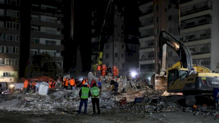 İktidar ve muhalefetin İzmir depremiyle sınavı