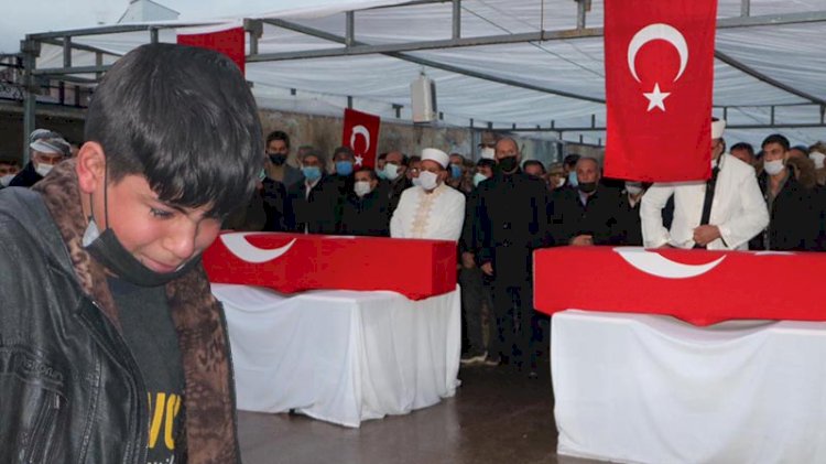 PKK'nın katlettiği işçiler için hazin tören