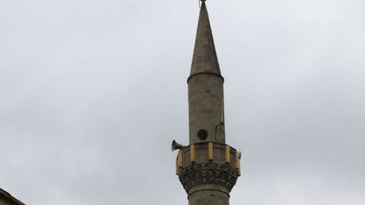 'Kovid-19' testi pozitif çıkan çift, camiden anons yaptırdı