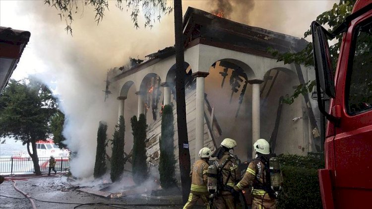 Vaniköy Camisi yanmadan önce tarikata devredilmiş!