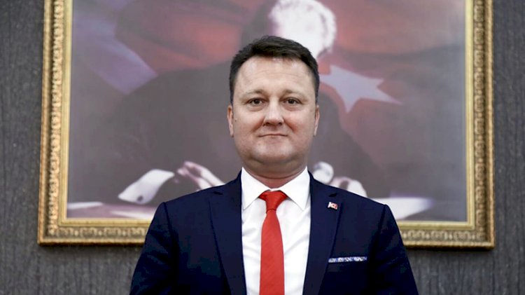 Menemen Belediye Başkanı, CHP'den istifa etti