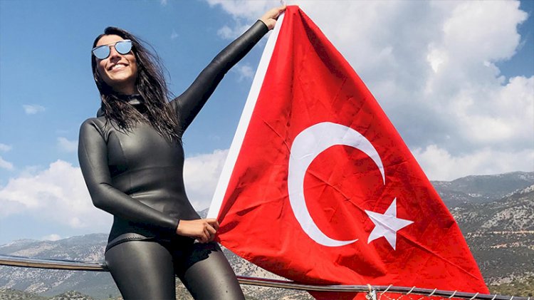 Serbest dalışçı Fatma Uruk'tan 3 günde 3 dünya rekoru