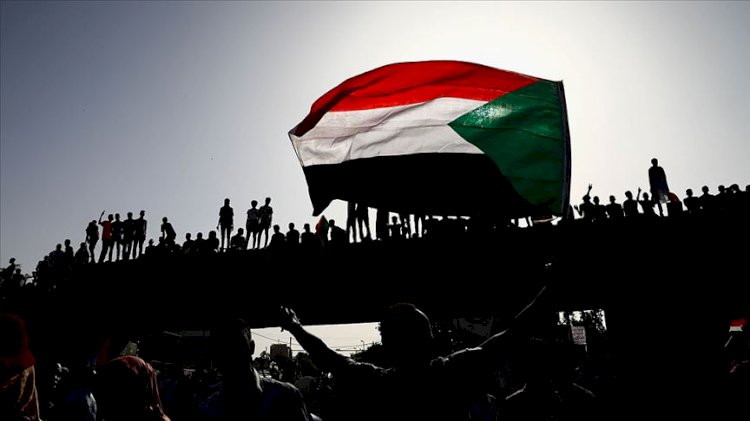 Sudan'da İngiliz elçinin sınır dışı edilmesi talep edildi