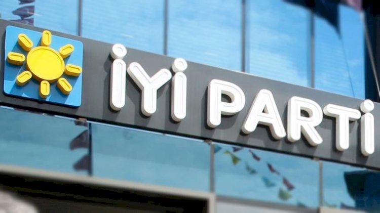 İYİ Parti'nin teşkilat kurucuları istifa etti