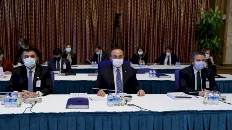 Bakan ile milletvekili arasında 'ağzına biber sürerim' atışması