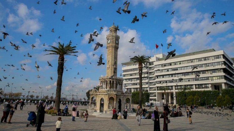 İzmir Büyükşehir Belediye binası yıkılacak