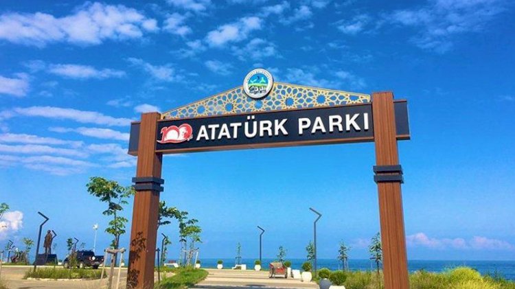Atatürk Parkı'na 'tabela' cezası