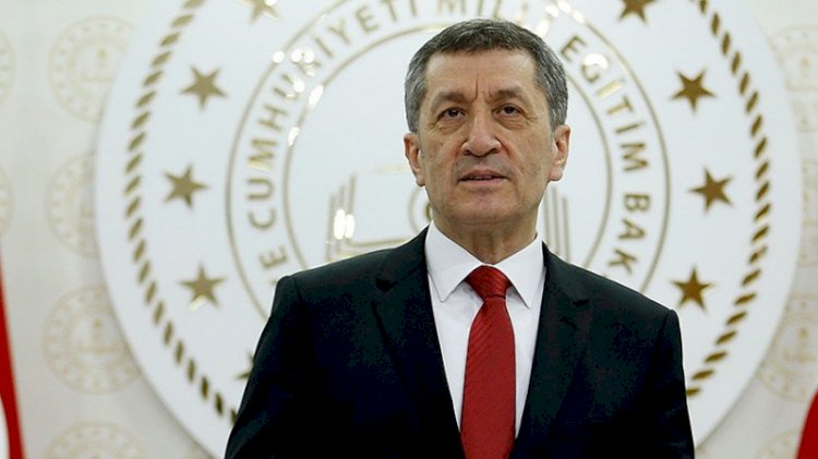Bakan Selçuk'tan canlı ders açıklaması