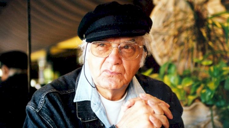 'Attila İlhan'ı sevmeyen 'Seçici Kurul' Attila İlhan'ı sevmeyenlere ödül verdi!'